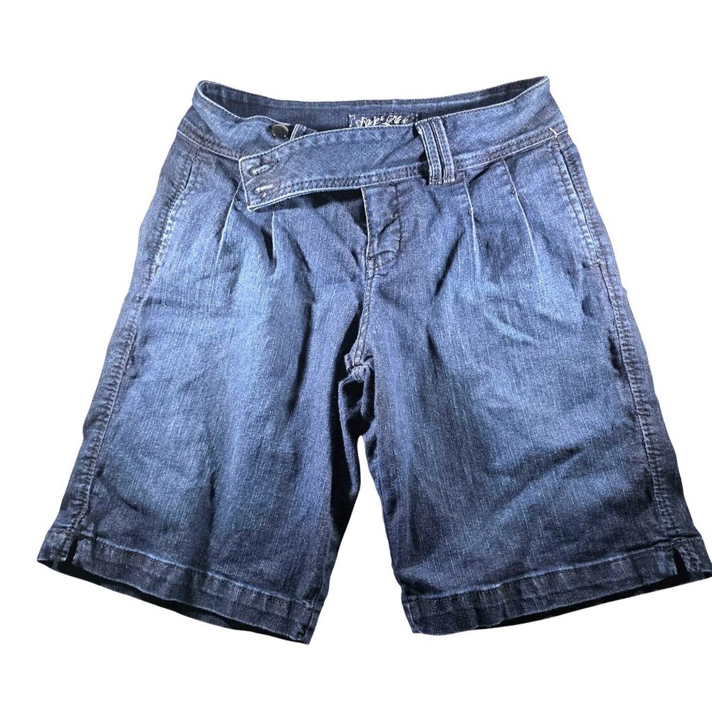 Womens Denim Shorts Size 10 Dark Wash Casual Wear Cotton Blend summer